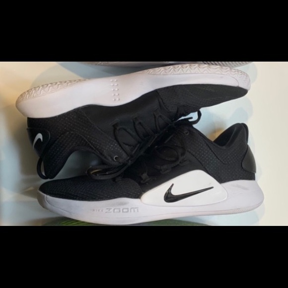 Nike Hyperdunk X Low, KD Trey5 VII, LBJ Soldier 12 - Picture 2 of 3